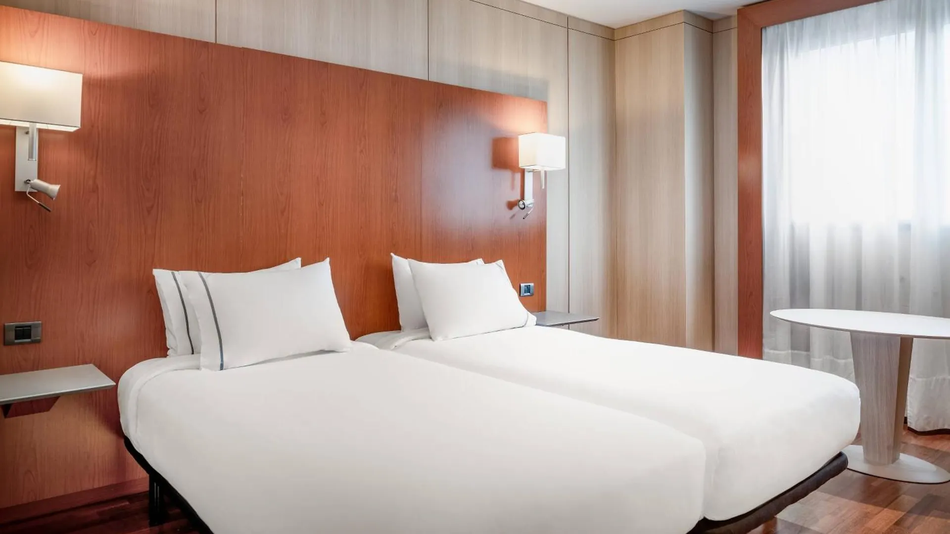 Ac Hotel Huelva By Marriott