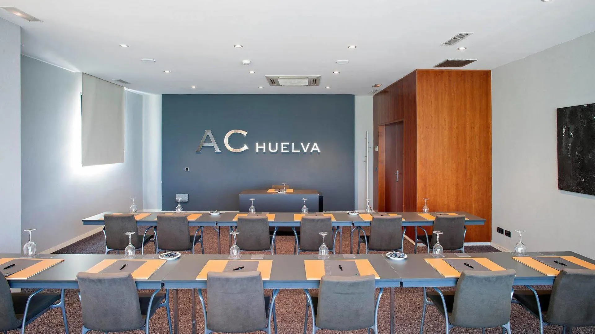 Ac Hotel Huelva By Marriott